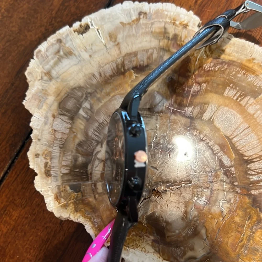 Watch. - Picture 5 of 5